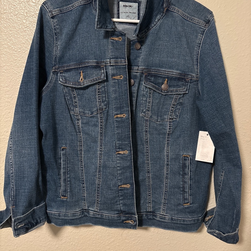New Sonoma Jean jacket never worn